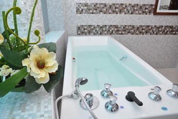 هتل Spa Plaza Essentuki