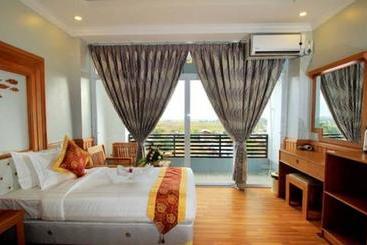هتل Inle Cherry Queen