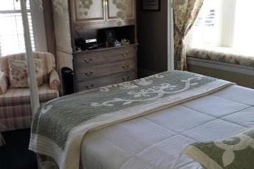 تختخواب و صبحانه My Rosegarden Guest Rooms