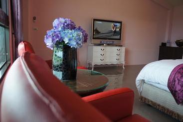 Fashion Mania B&b