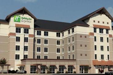 هتل Holiday Inn Express & Suites   Seattle South   Tukwila, An Ihg