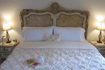 Lancaster Ridge Bed & Breakfast