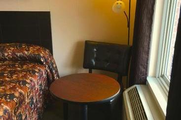 Oak Mar Motel