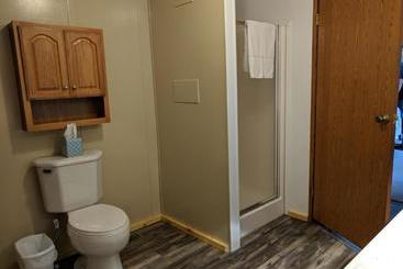 Trails End Cabins & Motel
