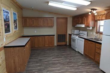 Trails End Cabins & Motel