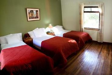 هتل Centro Vacacional Huaychulo