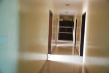 هتل Paras Residency