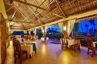هتل The Sands Beach Resort