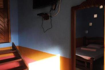 هتل Hostal Las Terrazas