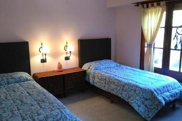 Petit Hotel El Alcanfor