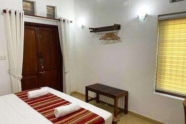 צימר Cenreeza Airport Villa