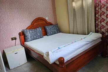 Пансион Asante Hostel