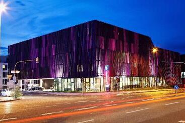 هتل Hampton By Hilton Aachen Tivoli