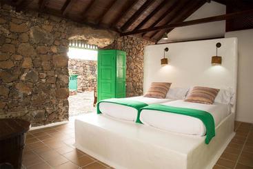 Ito La Era B&b