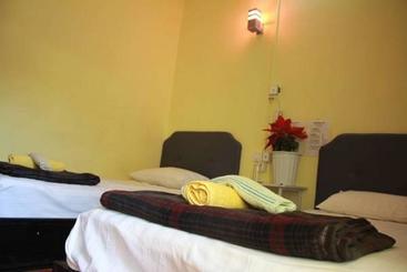 Nway Htway Yeik Motel