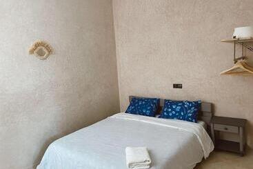 Aparthotel Eunoia Houses