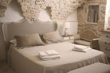 پانسیون Le Dimore Del Casalvecchio Suite