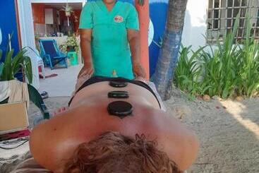 پانسیون Casa Isayoba