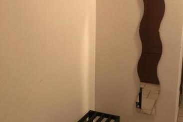 B&b Polepole
