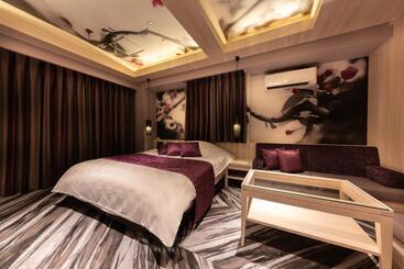 فندق Aya Adult Only