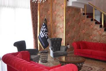 تختخواب و صبحانه Rakasta Boutique