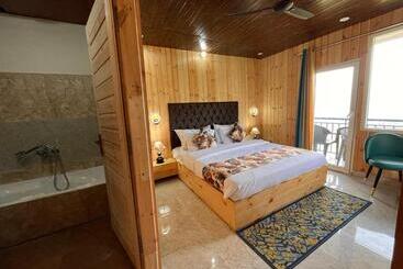 هتل Alena G Stop Stay