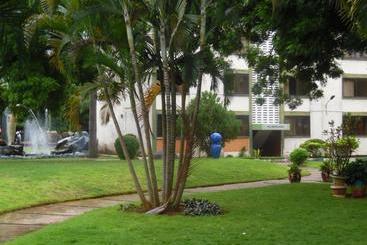 هتل Lamada Apartments