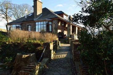 تختخواب و صبحانه Langtoft Manor