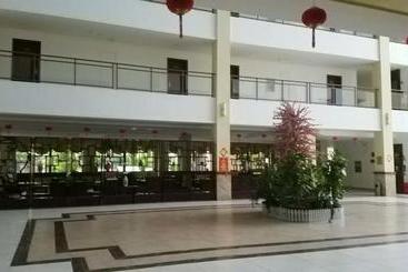 هتل Tongfa Hot Spring