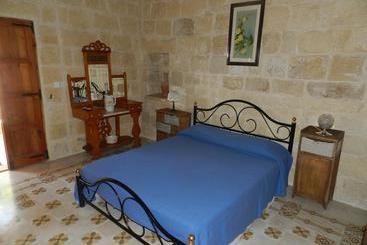 Miria Bed And Breakfast