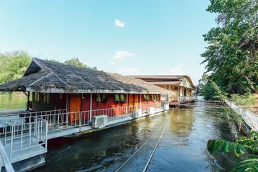 酒店 Binlha Raft Resort