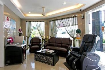 هتل Oyo Rooms Tuanku Jaafar Hospital