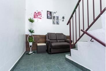 هتل Oyo Rooms Tuanku Jaafar Hospital