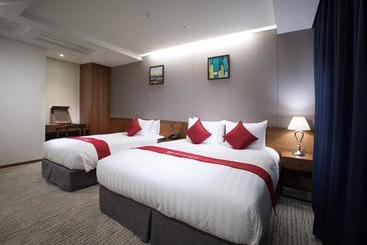 هتل Ramada By Wyndham Jeonju