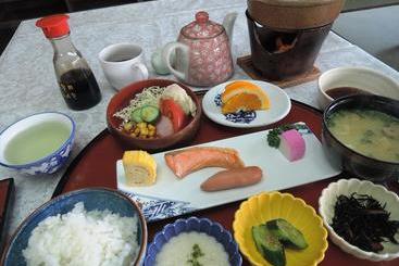 Riverside Hotel Sansuikan