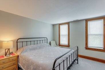 کلبه 3 Mi To Cedar Point: Sunny Sandusky Home W/ Yard