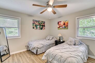 茅舍 Pinehurst Home W/ Deck < 2 Mi To Golf Course!