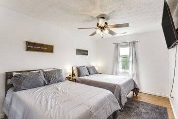 بيت ريفى Quiet Dry Ridge Home W/ Yard   Near Ark Encounter!