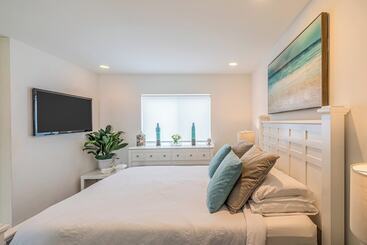 بيت ريفى Seaside Style By Avantstay Rooftop + Walk To Beach Chic Design