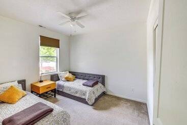 بيت ريفى West Richland Home W/ Large Yard: Near Wineries!