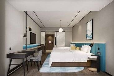 酒店 Hilton Garden Inn Xingyi Wanfenglin