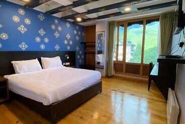 Hotel Damisa