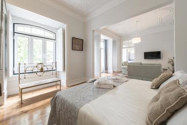 تختخواب و صبحانه Lisbon Inn Lapa