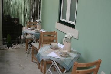 تختخواب و صبحانه Lisbon Inn Lapa