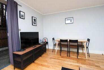 Hotel Westciti Caroco Apart