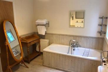 Overdale Motel