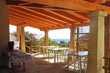مبيت وإفطار Casa Daniela