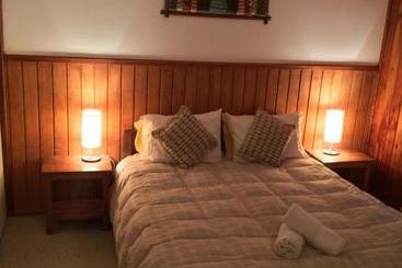 تختخواب و صبحانه Hostería Bilbao