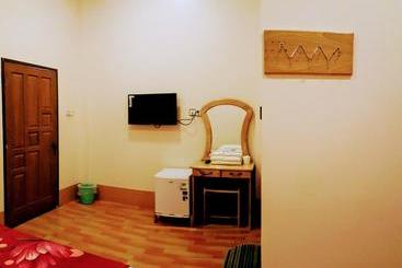 Pinlon Pann Motel