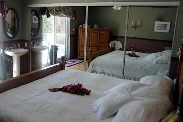 ベッドアンドブレックファースト Au Soleil Couchant